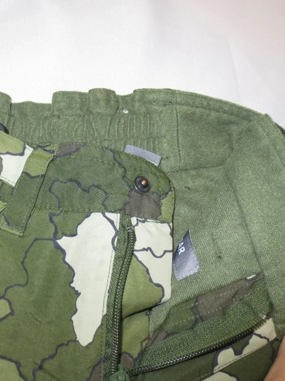 POLAR EDGE boys SNOWPANTS green CAMO snowboard SKI kids RADAR SIZE XS 6/7